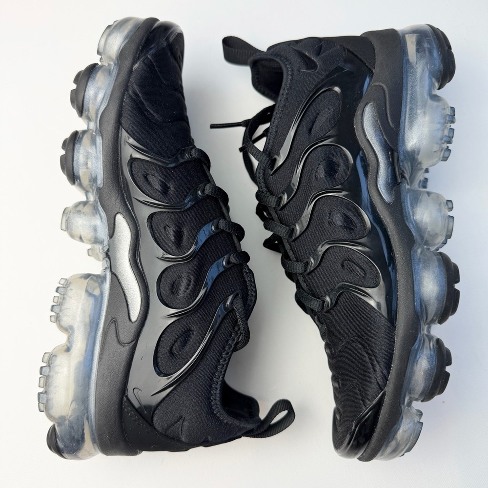 Nike Air Vapor Max Plus Black Sneakers Women’s 7 - Picture 4 of 12